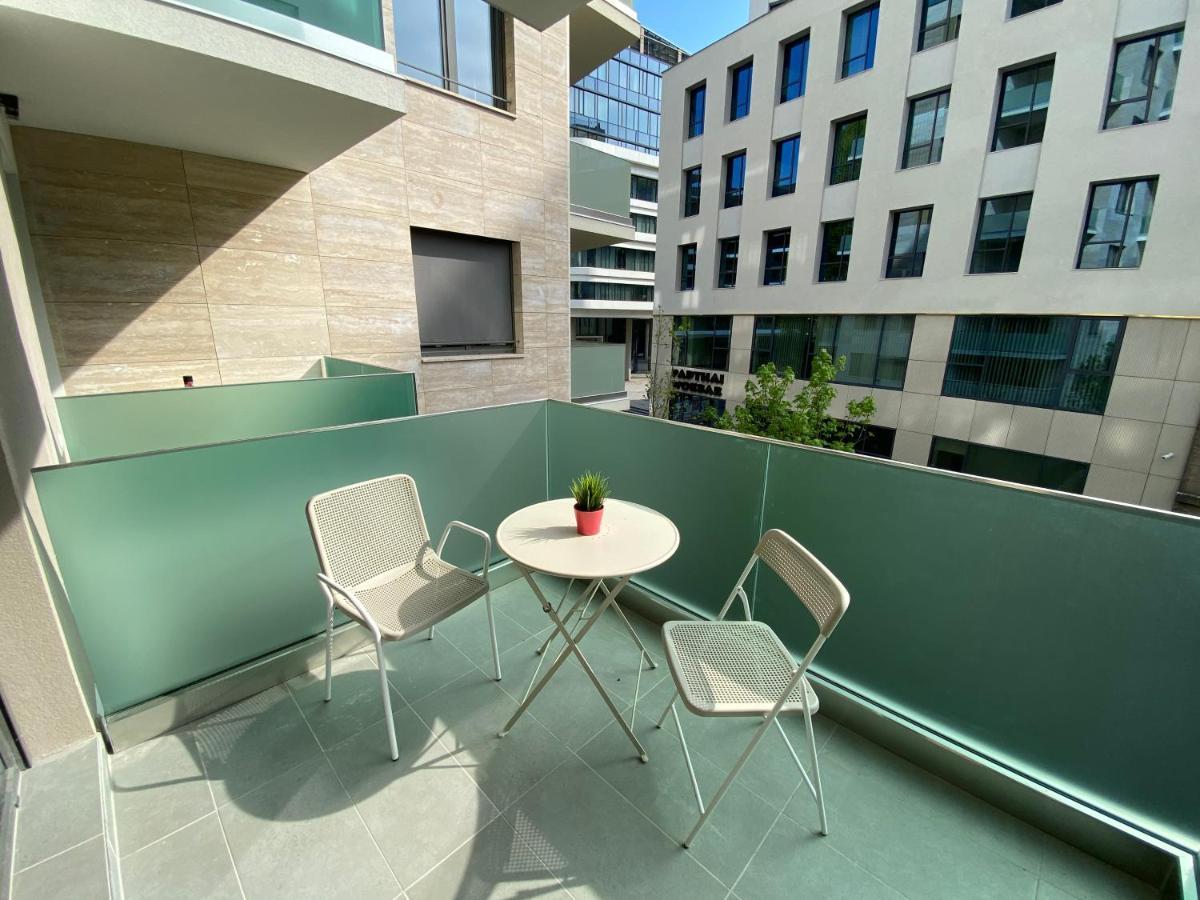 Grand Suites Corvin Budapeste Exterior foto
