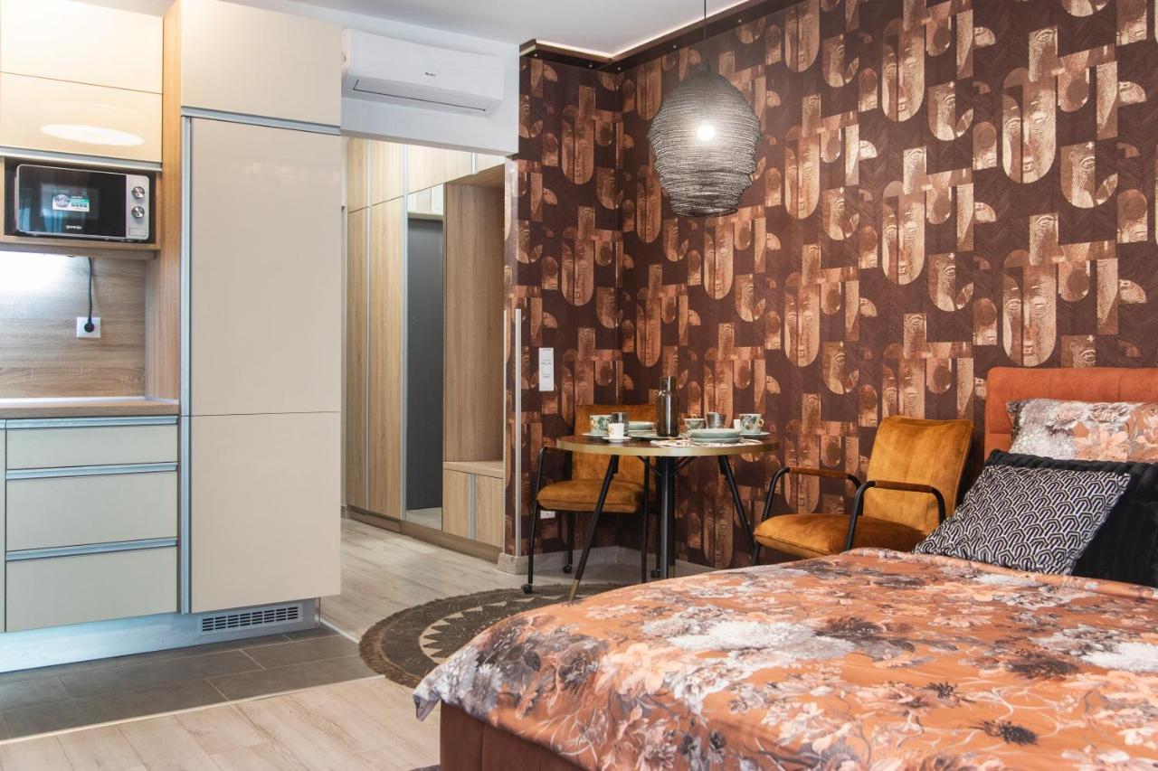 Grand Suites Corvin Budapeste Exterior foto